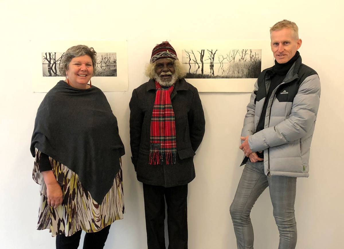 Nici Cumpston, John Mawurndjul and Murray Garde in Berlin
